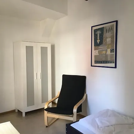 Gaestehaus Goethe-institut 公寓式酒店 施韦比施哈尔